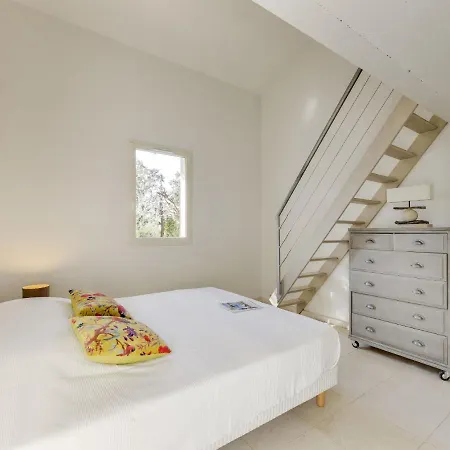 Jusimgo Villa *
